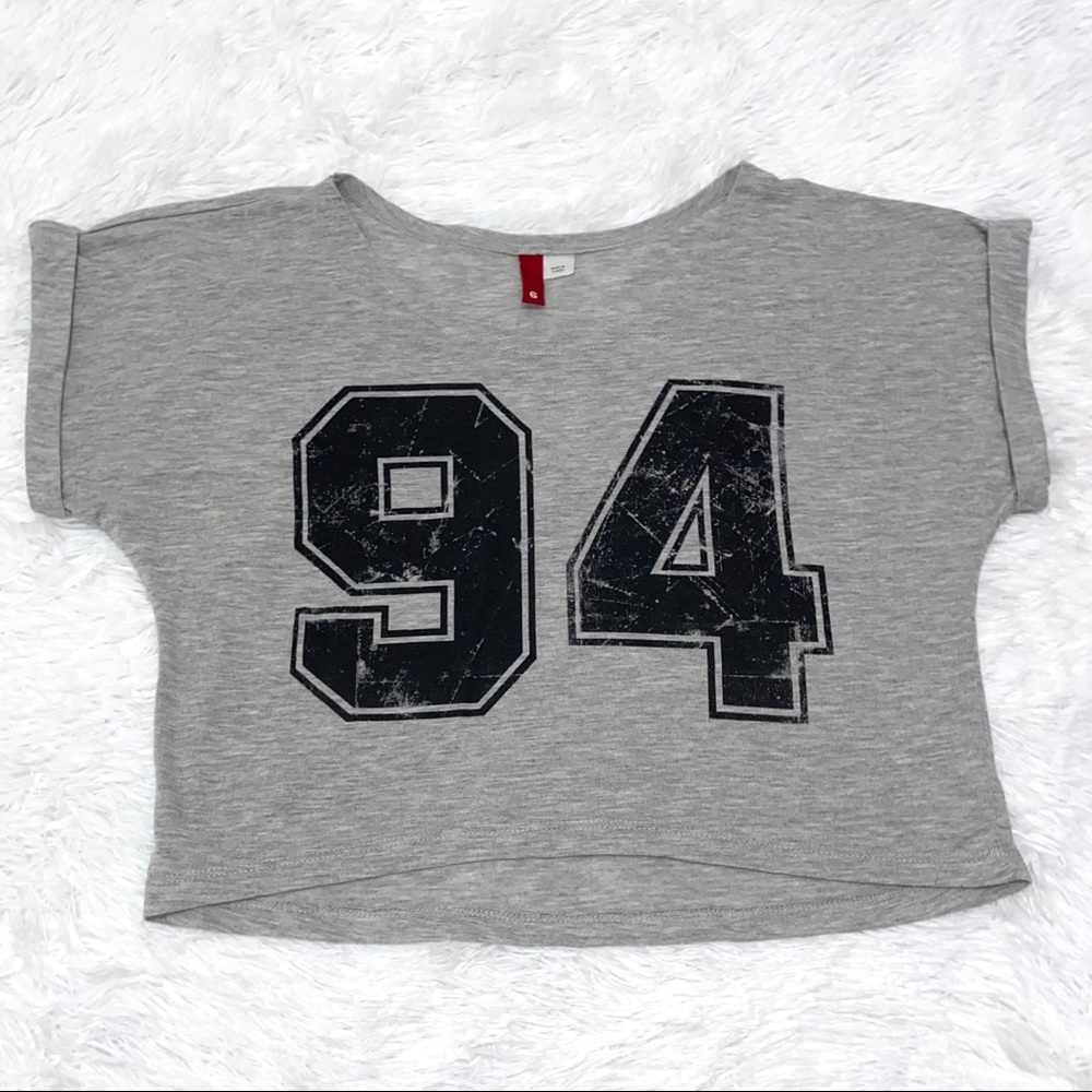 H&M Oversized Crop Top